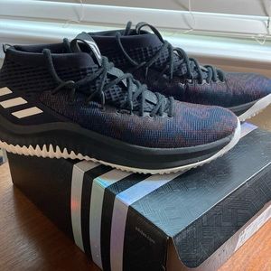 adidas Dame 4